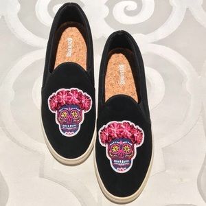 soludos day of the dead skull suede flats